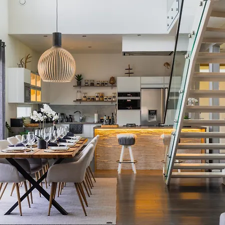 Villa Lux By Elys Collection *